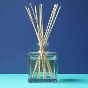 The Best Luxury Gift Ideas for Women 7 200ml Diffuser in Oudh Tuberose