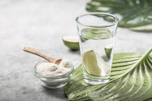 The Role of Collagen in Skin Care 2 Collagen powder and water